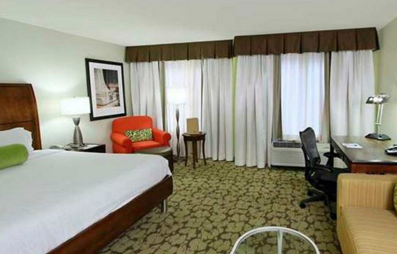 Hilton Garden Inn Calabasas Esterno foto
